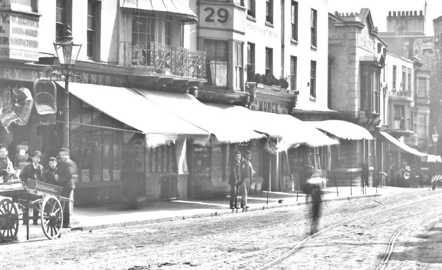 A nineteenth century image of the High Street leading to the Bargate in Southampton