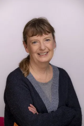 Professor Lindy Holden-Dye