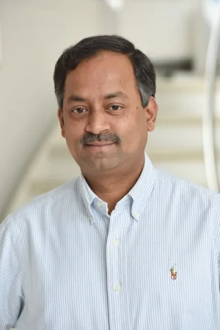 Professor Robert Raja