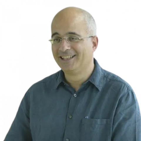 Cutout head and shoulders picture of Professor Giampaolo D'Alessandro